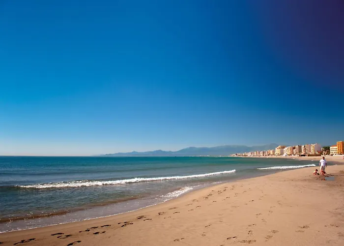 Apartment 2 Vue Port Et Avec Belle Terrasse - 2 Bedrooms Port And Sea View With Spacious Terrace